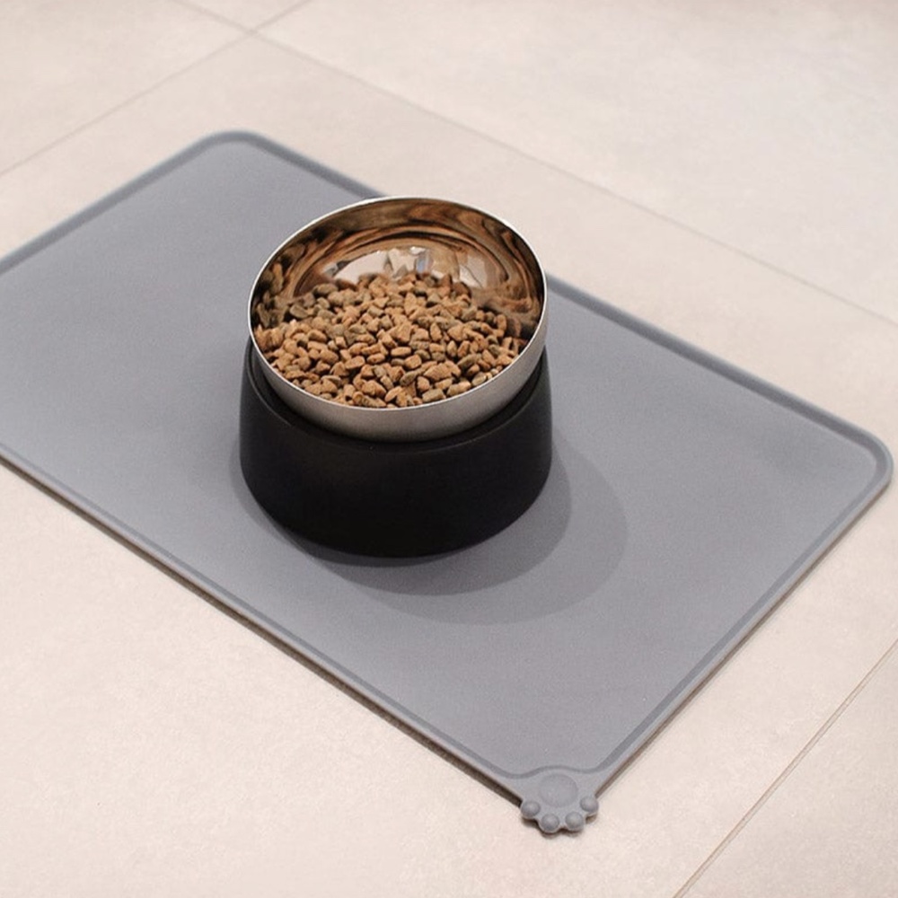 Leo's Paw Waterproof Non-Slip Silicone Cat or Dog Feeding Mat for Pets